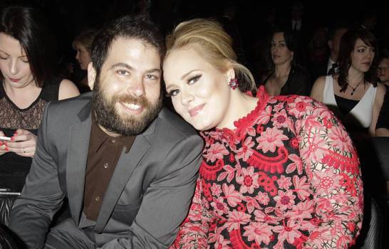 Adele e seu marido, Simon, em raro momento em que foram fotogrados juntos em evento social. Foto: reprodução