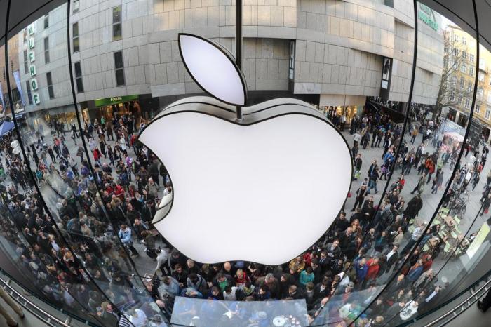 Apple é a primeira empresa do mundo a alcançar US$ 2 trilhões de valor de mercado