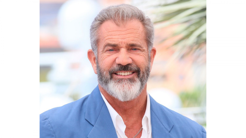 Vendedora faz apelo para Mel Gibson permitir uso da imagem em mel