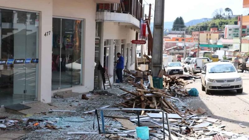 Município de Santa Catarina decreta calamidade após tornado