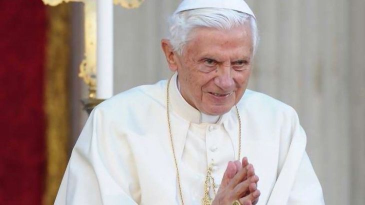 Bento XVI está com saúde extremamente frágil, afirma jornal alemão