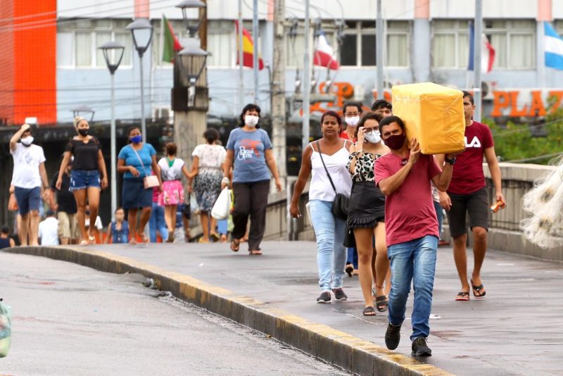 Rodoviários fazem protesto no centro do Recife