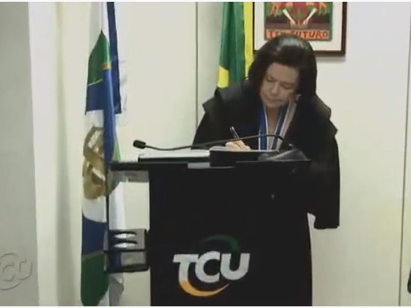 Ana Arraes é empossada presidente do TCU em cerimonia prestigiada