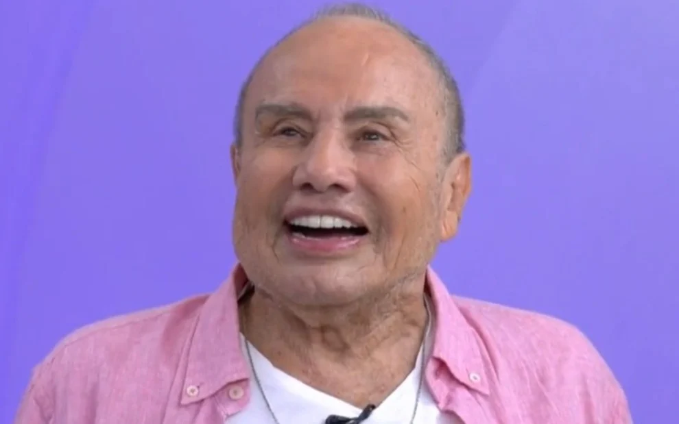 Stênio Garcia rebate críticas após fazer harmonização facial