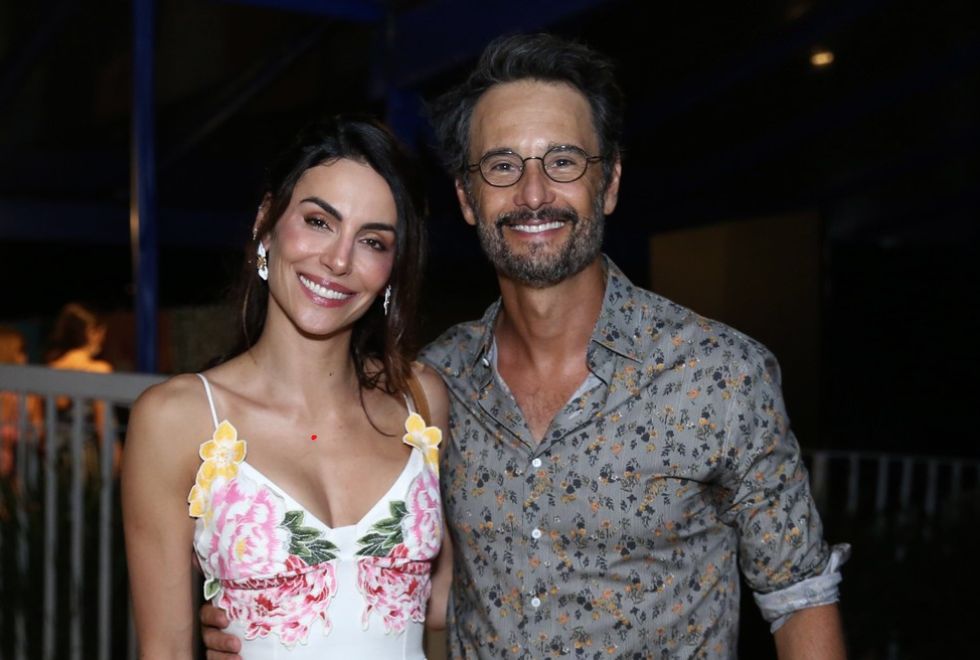 Esposa de Rodrigo Santoro anuncia segunda gravidez do casal