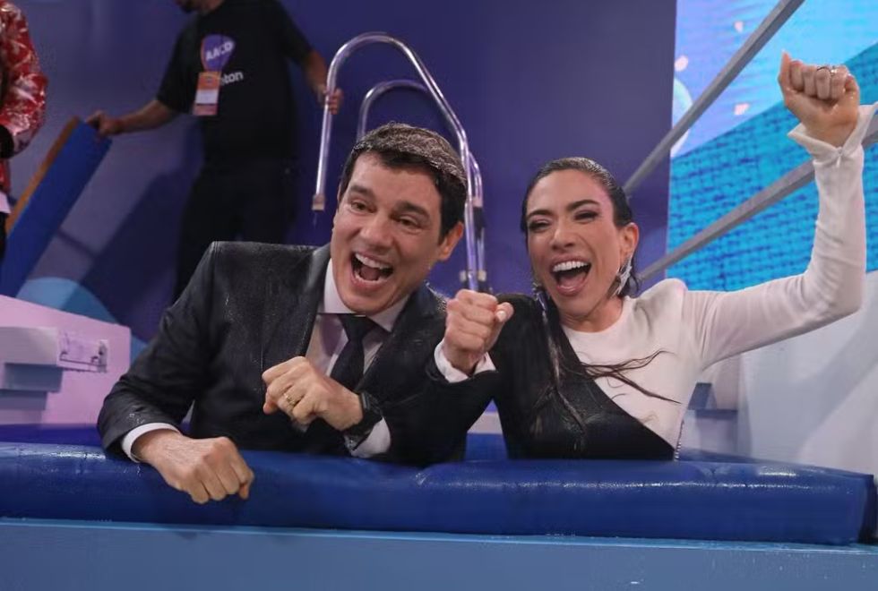 Patrícia Abravanel e Portiolli comemoram meta alcançada no Teleton Teleton