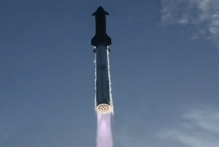 SpaceX lança novo voo da Starship, maior nave do mundo