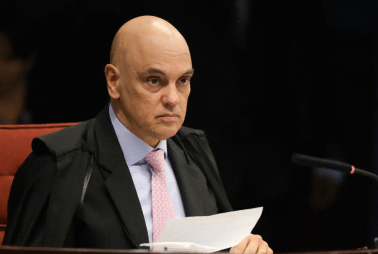 “Não há dúvida de que houve tentativa de golpe”, afirma Alexandre de Moraes no STF moraes