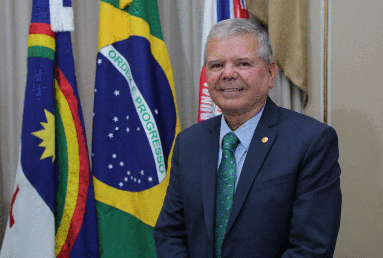 Ricardo Paes Barreto, do TJPE, assume Governo de Pernambuco