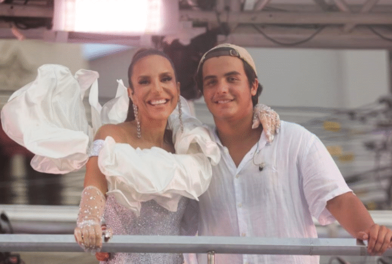 Ivete Sangalo celebra 16 anos do filho
