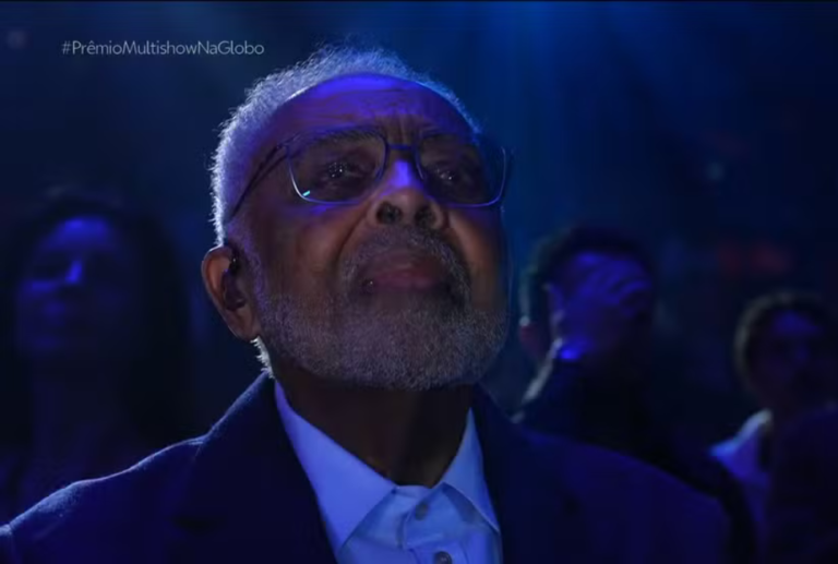 Gilberto Gil se emociona com homenagens no Prêmio Multishow 2025