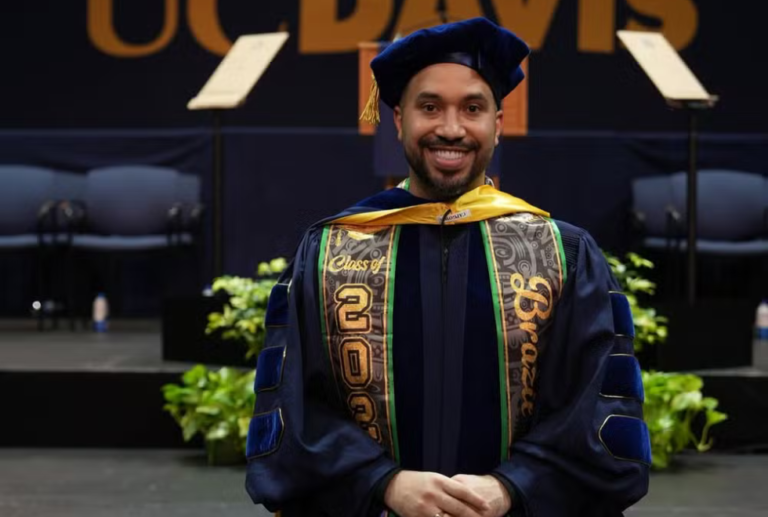 Gil do Vigor conclui PhD nos EUA e celebra conquista: “Venci através da educação” gil