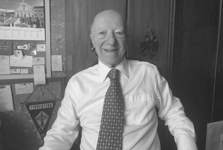 Morre Claudio Carsughi, referência do jornalismo esportivo, aos 93 anos